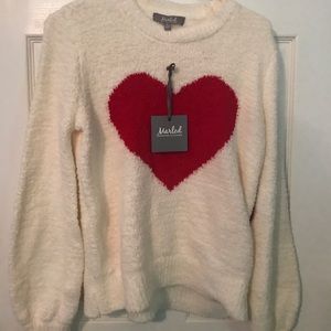 Marled cream heart design sweater size M